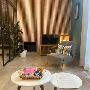 Le Loft City, Au Coeur Du Village Appartement